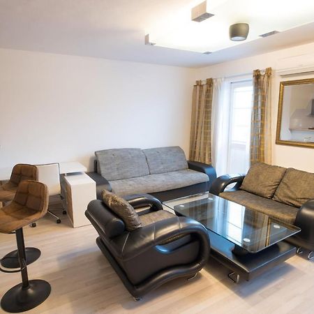 Apartment Vodni With Parking Brno Extérieur photo