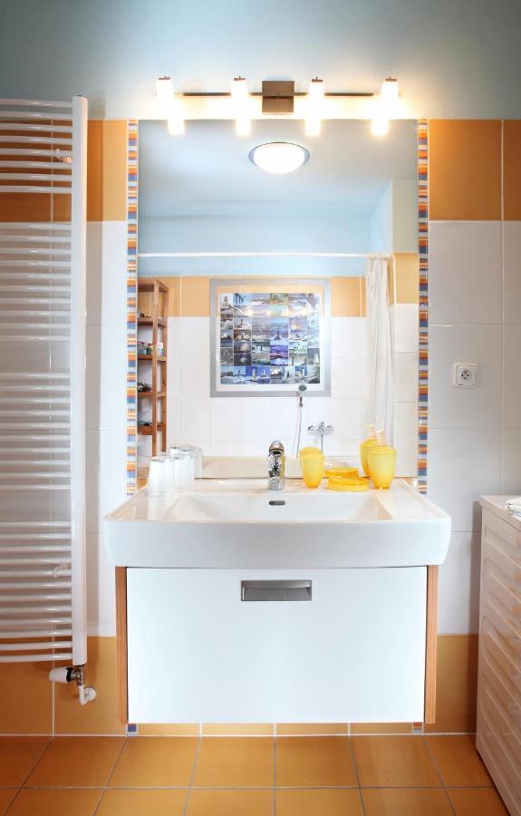 Apartment Vodni With Parking Brno Chambre photo