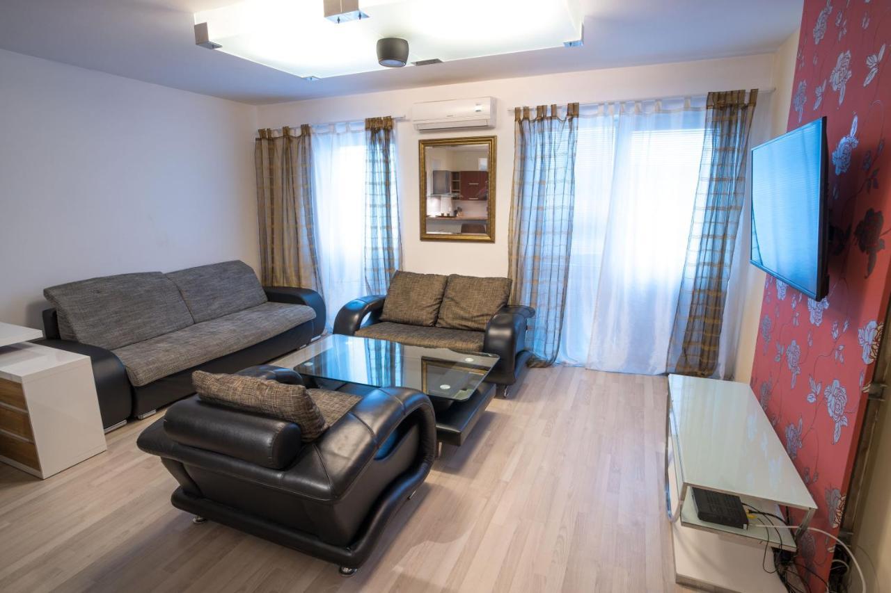 Apartment Vodni With Parking Brno Extérieur photo