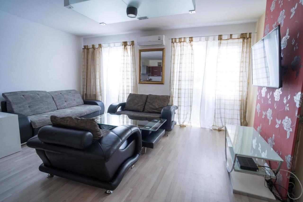 Apartment Vodni With Parking Brno Extérieur photo