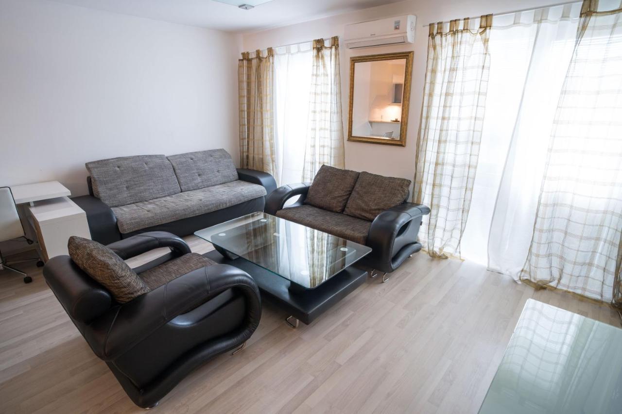 Apartment Vodni With Parking Brno Extérieur photo